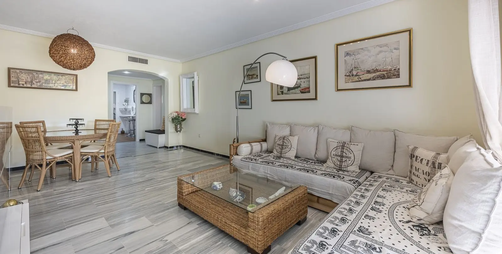 Продажа апартаментов на среднем этаже в Puerto Banús 8
