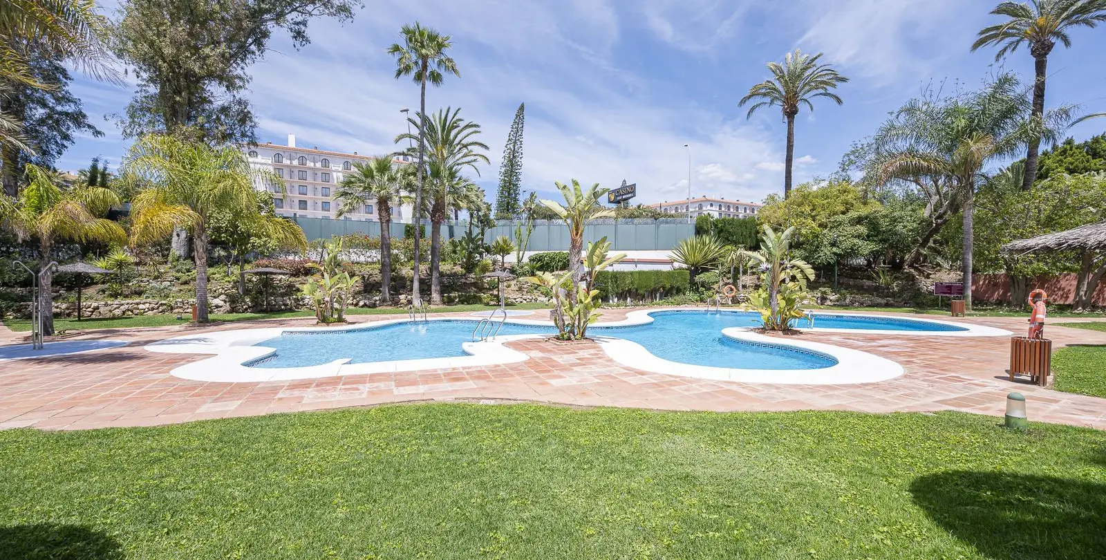 Продажа апартаментов на среднем этаже в Puerto Banús 23