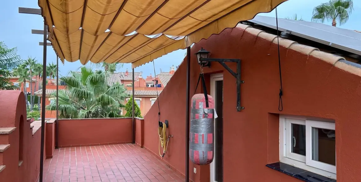 Venta de casa pareada en Benahavís 7