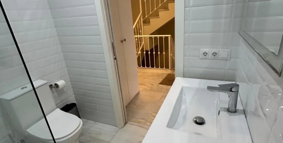 Venta de casa pareada en Benahavís 60