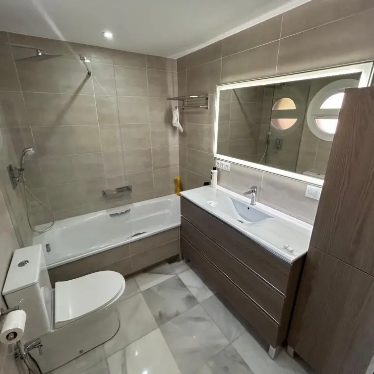Venta de casa pareada en Benahavís
