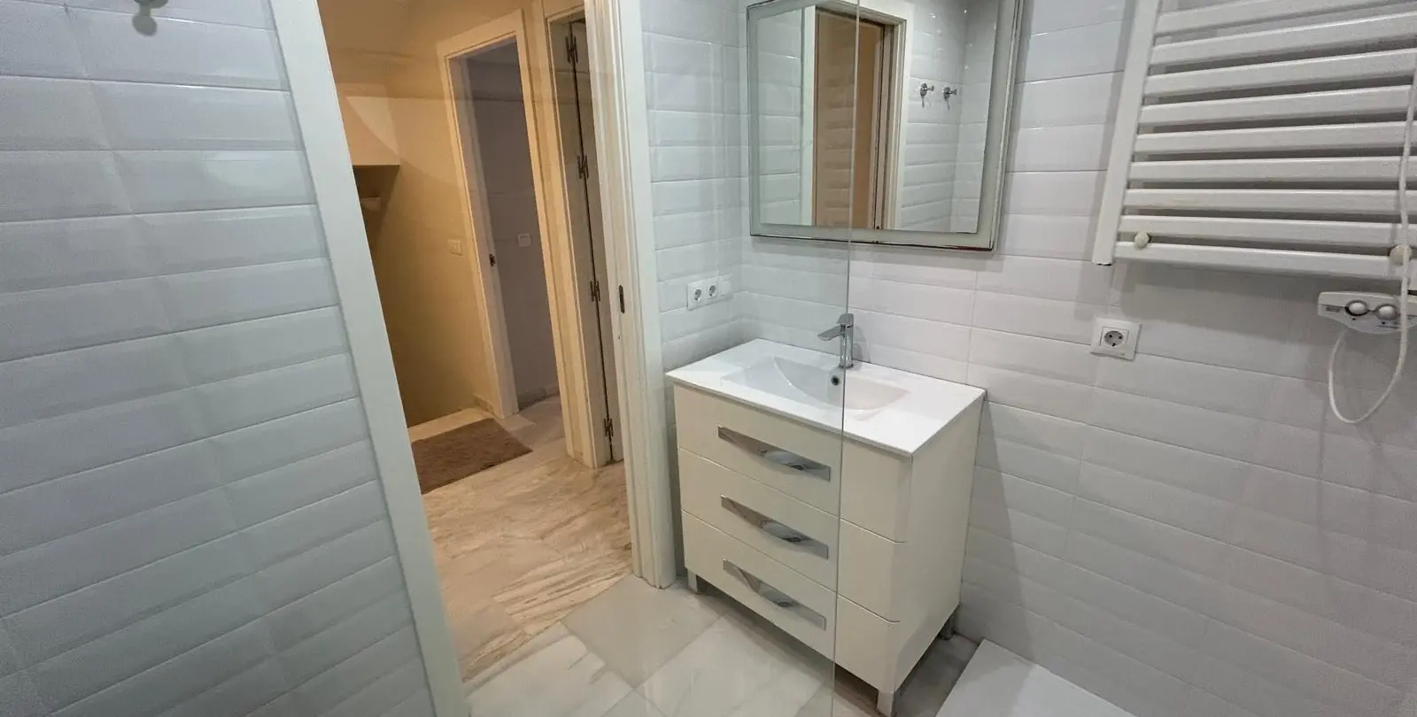 Продажа дома на две семьи в Benahavís 27