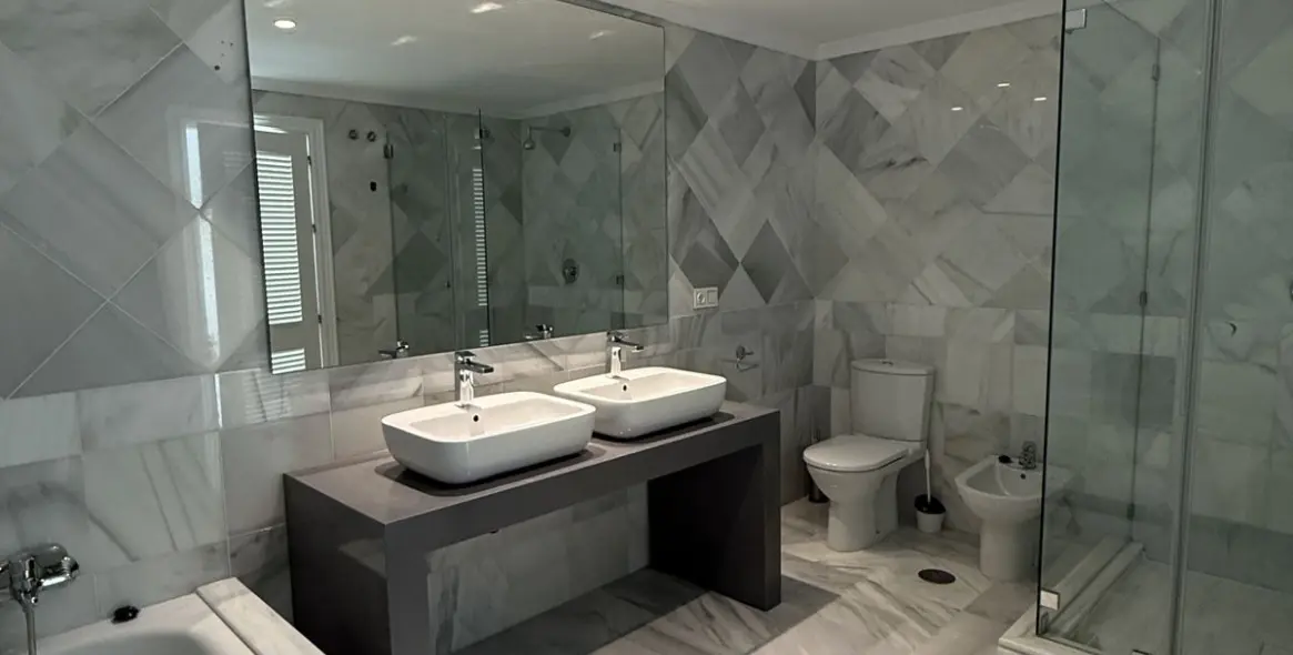 Продажа апартаментов на первом этаже в Benahavís 4