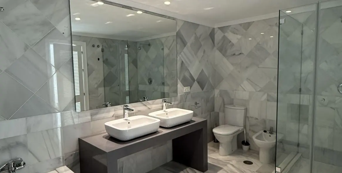 Продажа апартаментов на первом этаже в Benahavís 9