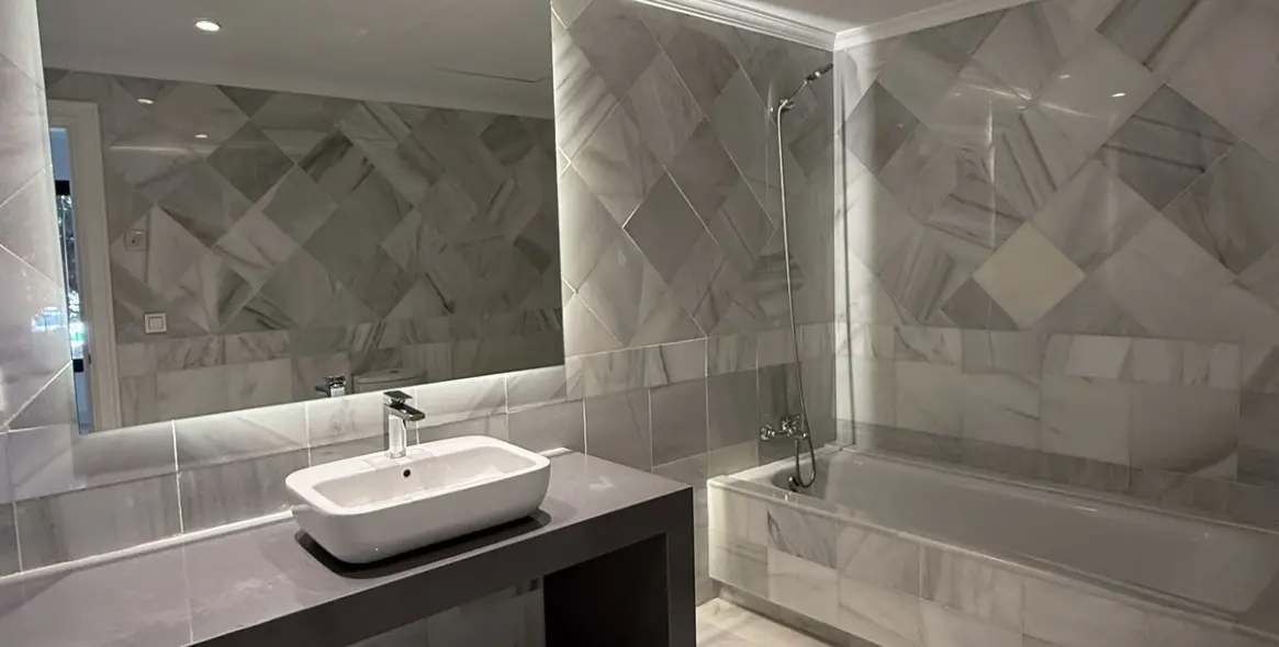 Продажа апартаментов на первом этаже в Benahavís 12