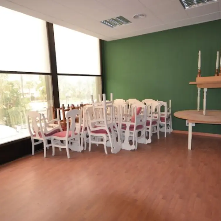 Long-term rent of office in Puerto Banús