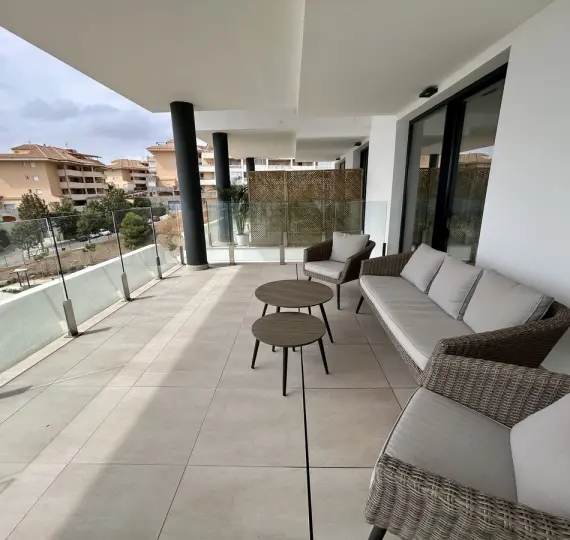 Продажа апартаментов на среднем этаже в Fuengirola