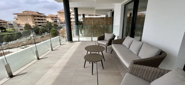 Продажа апартаментов на среднем этаже в Fuengirola 2