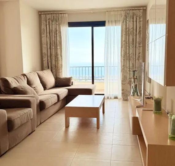 Sale of penthouse in Altos de los Monteros