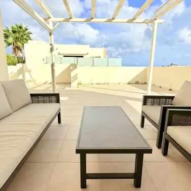 Sale of penthouse in Altos de los Monteros