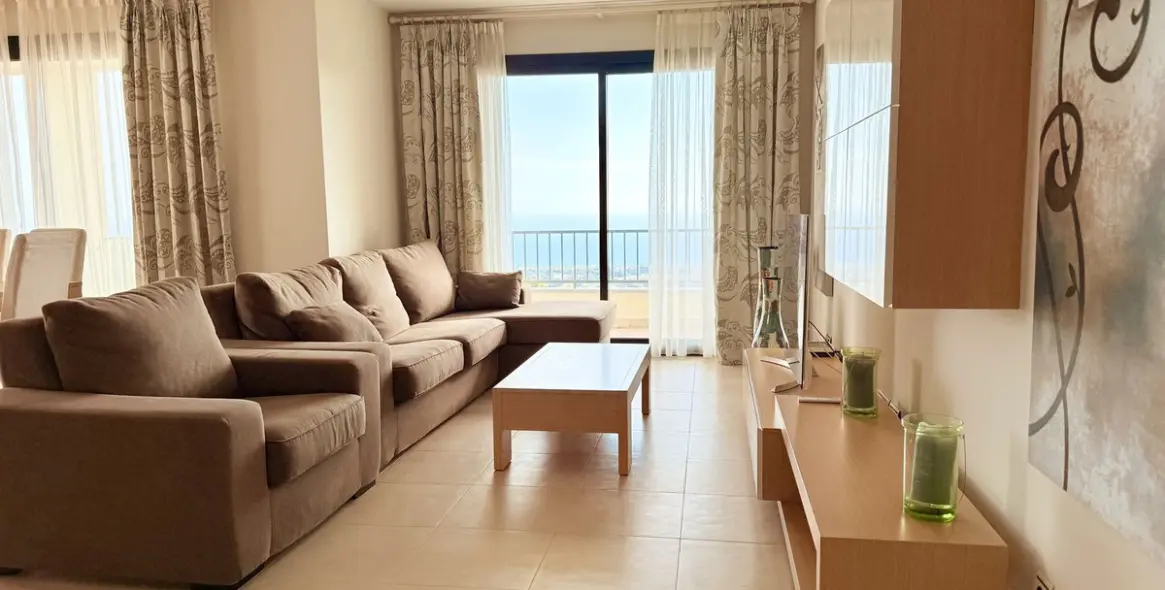 Продажа пентхауса в Altos de los Monteros 4