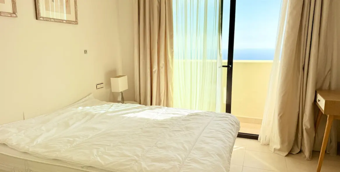 Продажа пентхауса в Altos de los Monteros 17