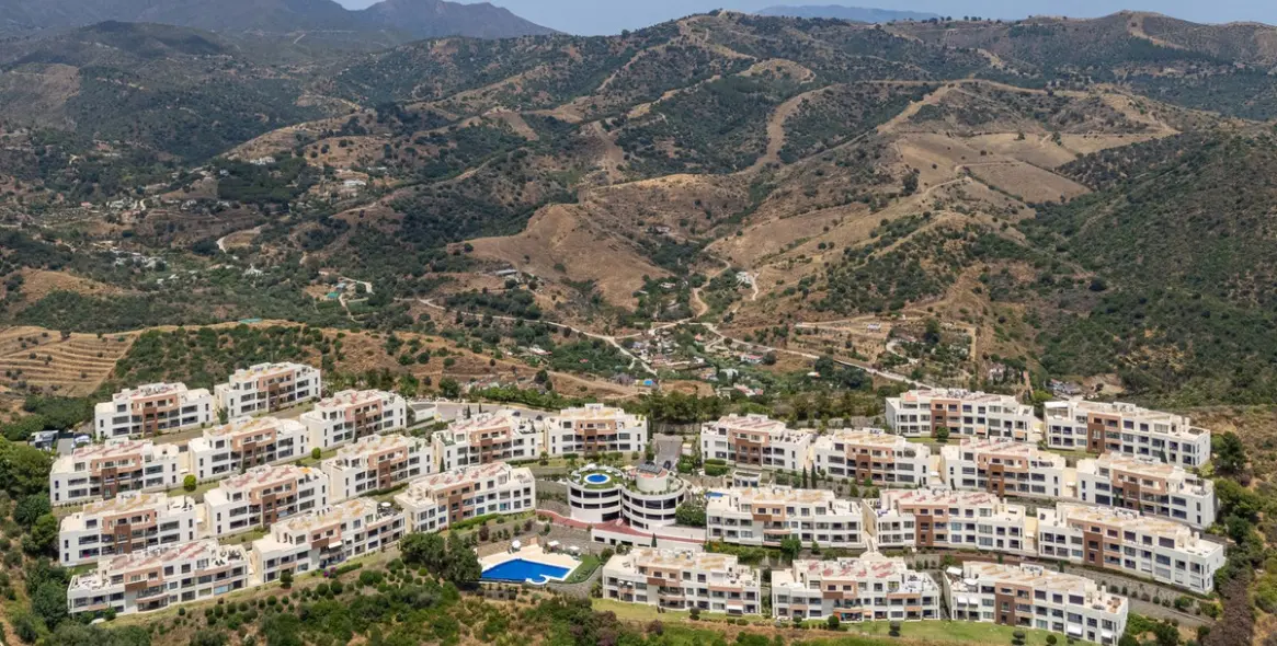 Продажа пентхауса в Altos de los Monteros 24