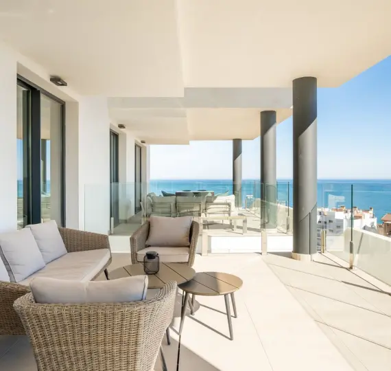 Продажа апартаментов на среднем этаже в Fuengirola