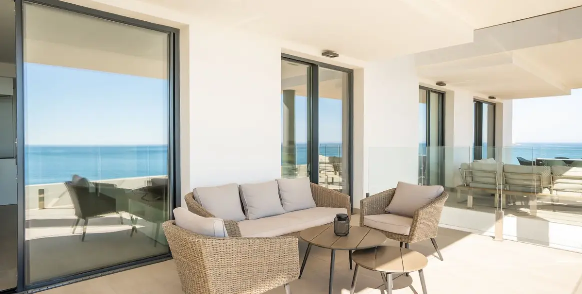 Продажа апартаментов на среднем этаже в Fuengirola 3