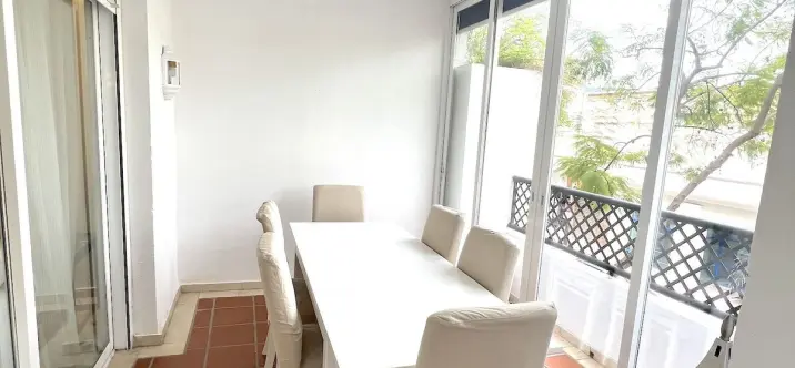Long-term rent of middle floor apartment in Puerto Banús 3