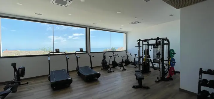 Продажа апартаментов на среднем этаже в Carvajal 4