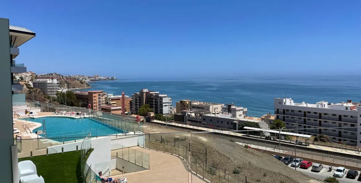 Продажа апартаментов на среднем этаже в Carvajal 18