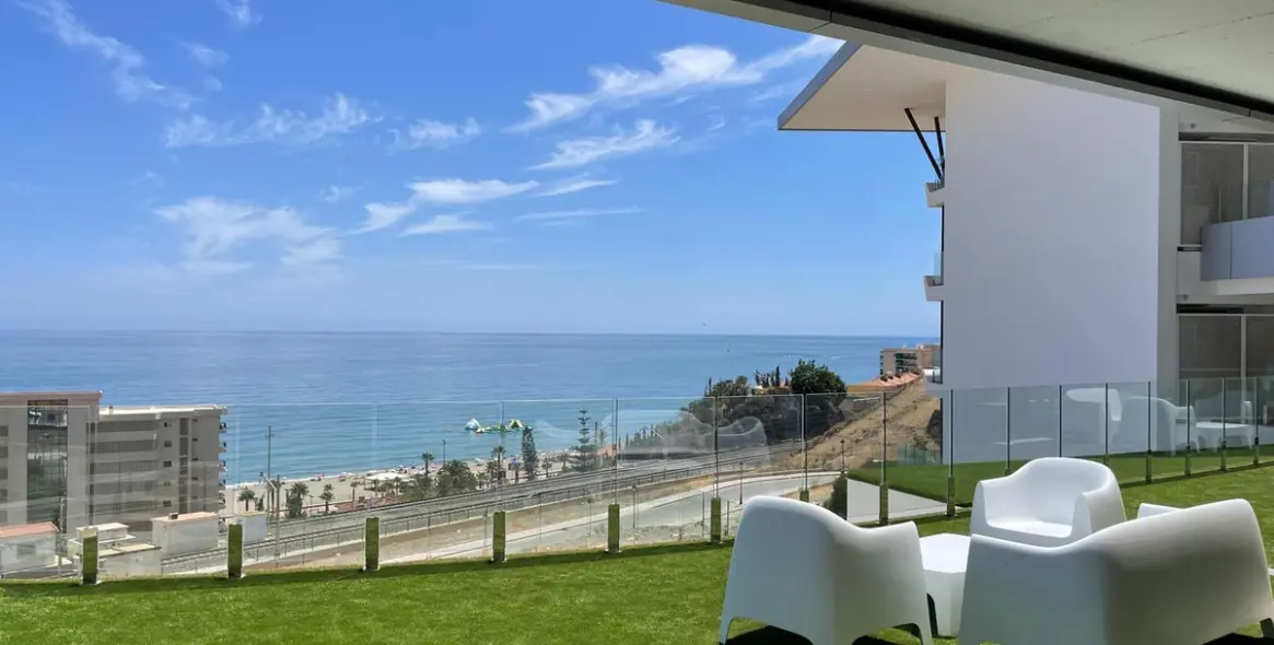 Продажа апартаментов на среднем этаже в Carvajal 20