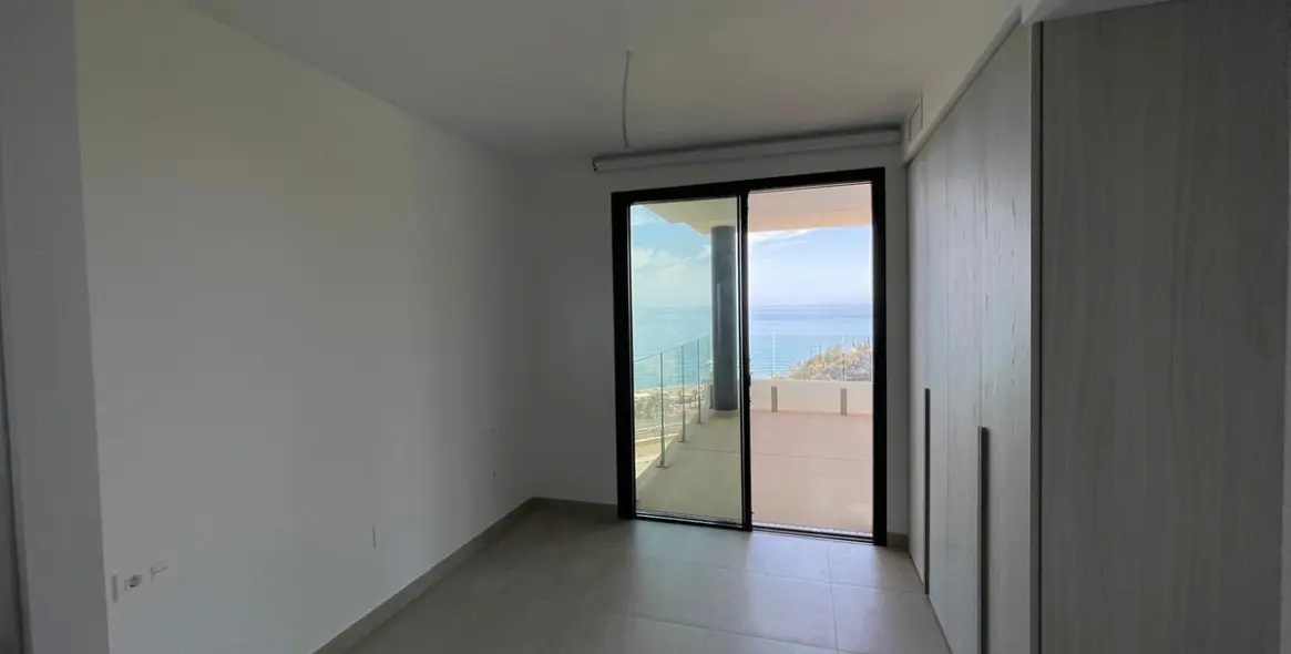 Продажа апартаментов на среднем этаже в Carvajal 24