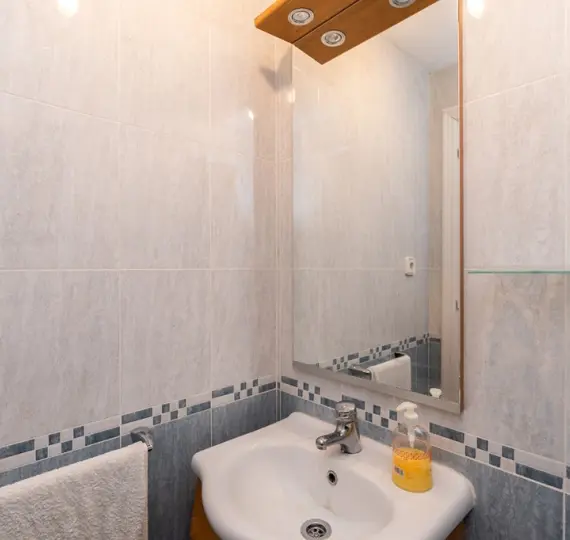 Продажа дома на две семьи в Costabella