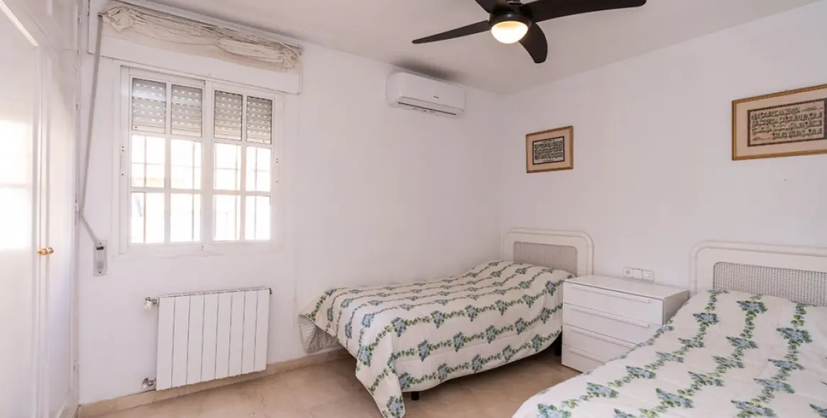 Продажа дома на две семьи в Costabella 13