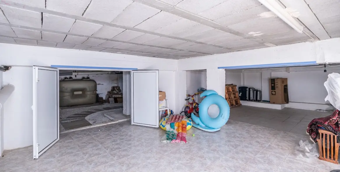 Sale of semi-detached house in Costabella 25