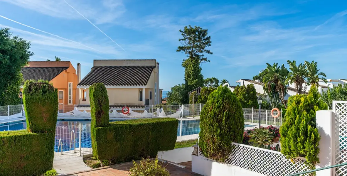 Sale of semi-detached house in Costabella 28