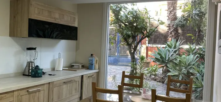 Продажа дома на две семьи в Atalaya 1