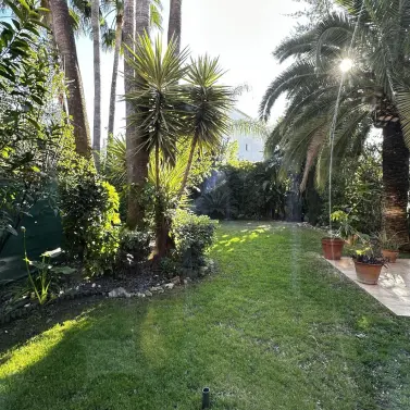 Продажа дома на две семьи в Atalaya