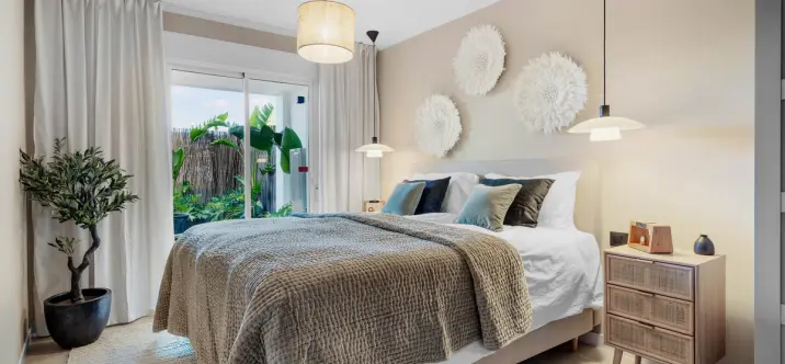 Sale of middle floor apartment in Nueva Andalucía 3