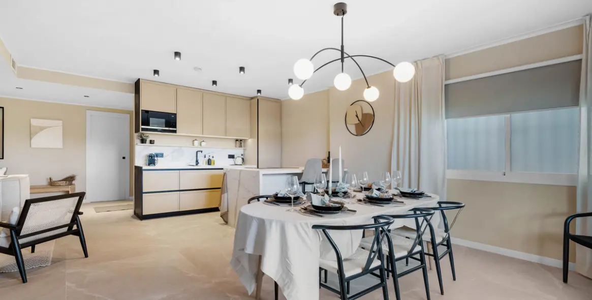 Sale of middle floor apartment in Nueva Andalucía 6