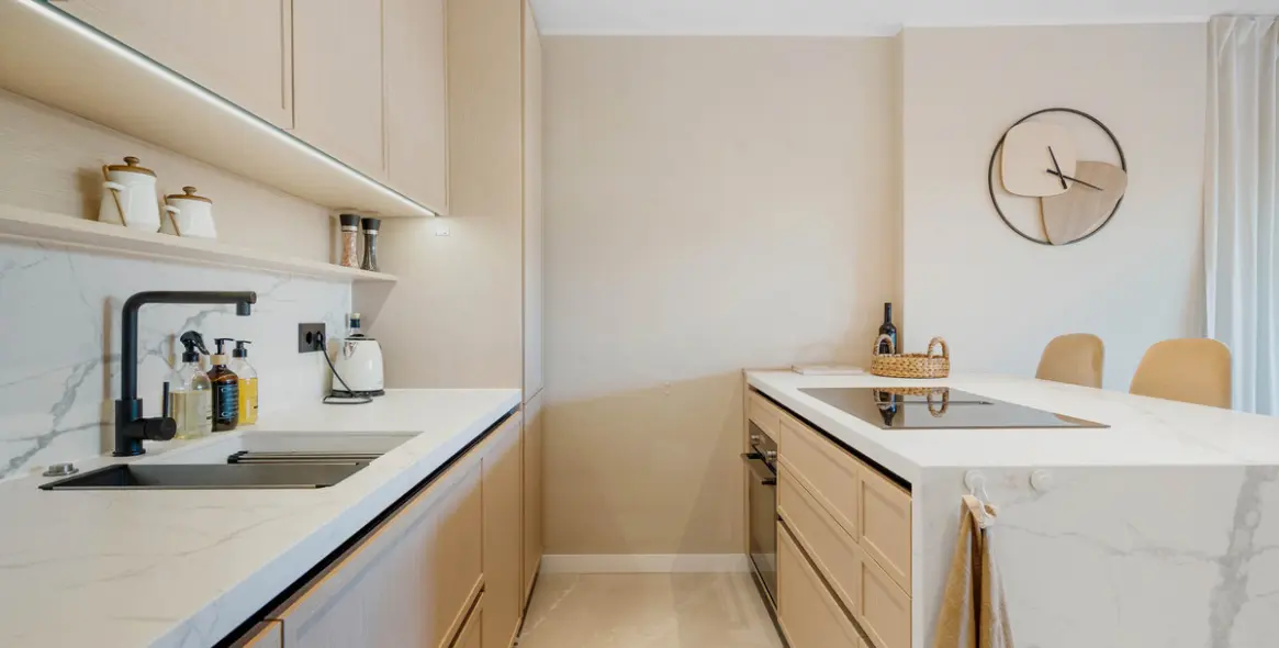 Sale of middle floor apartment in Nueva Andalucía 7