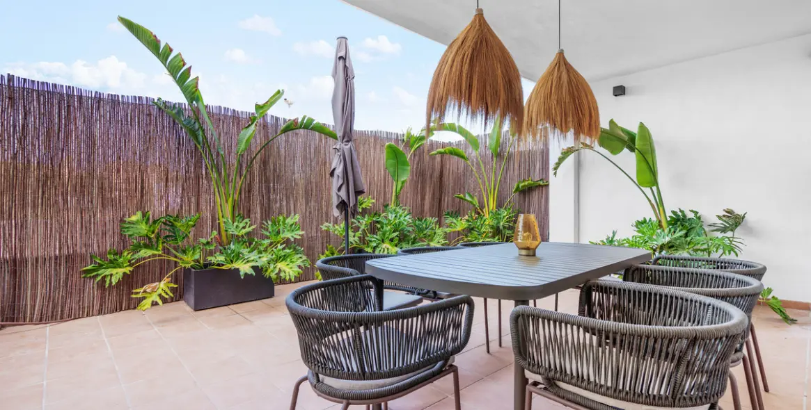 Sale of middle floor apartment in Nueva Andalucía 14