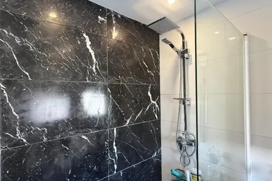Image 28 thumb