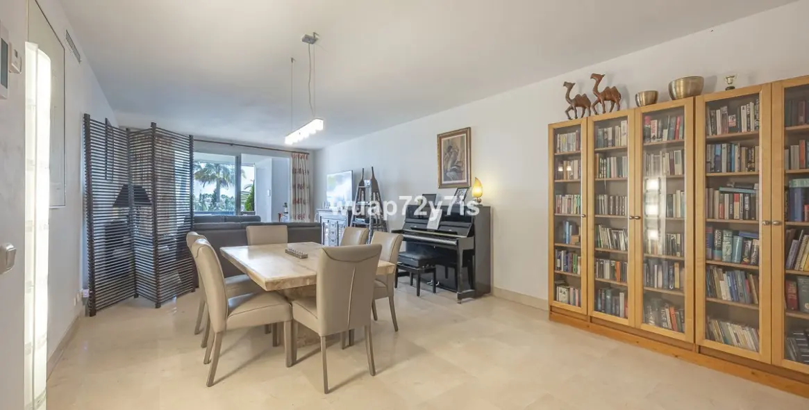 Продажа апартаментов на первом этаже в Nueva Andalucía 6