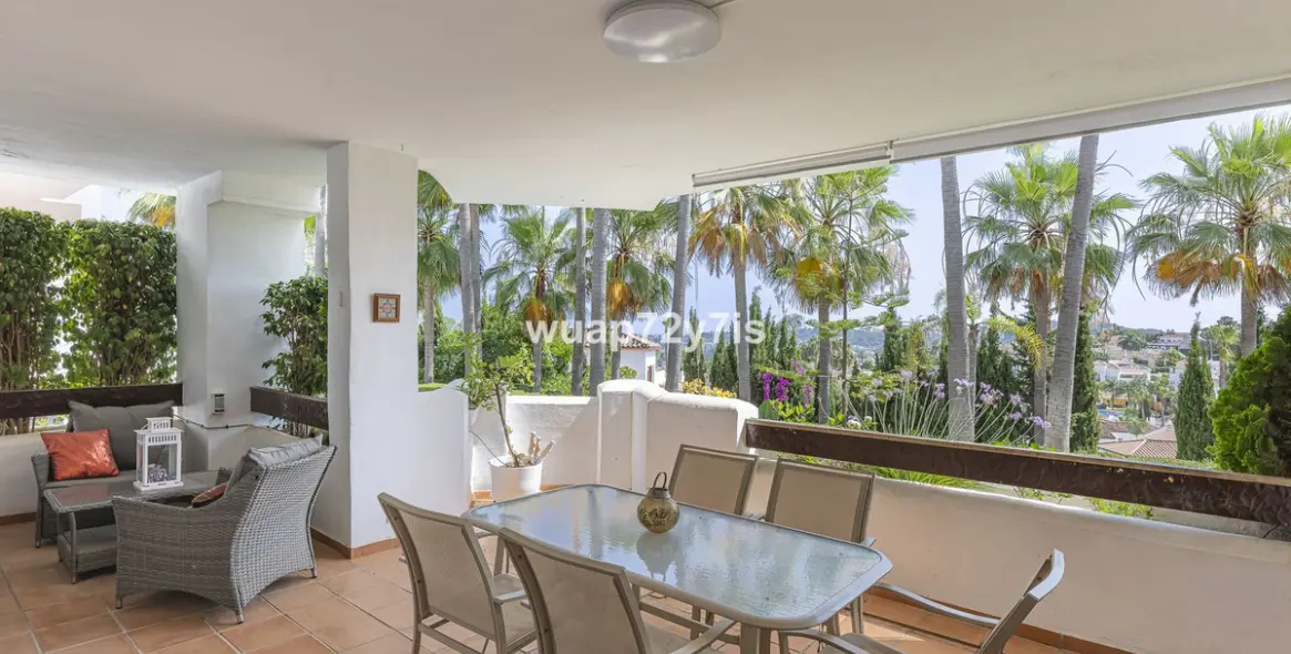 Продажа апартаментов на первом этаже в Nueva Andalucía 7