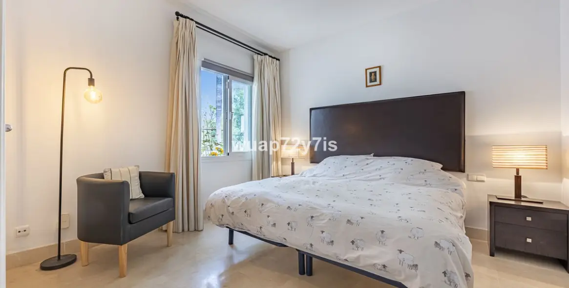 Продажа апартаментов на первом этаже в Nueva Andalucía 12