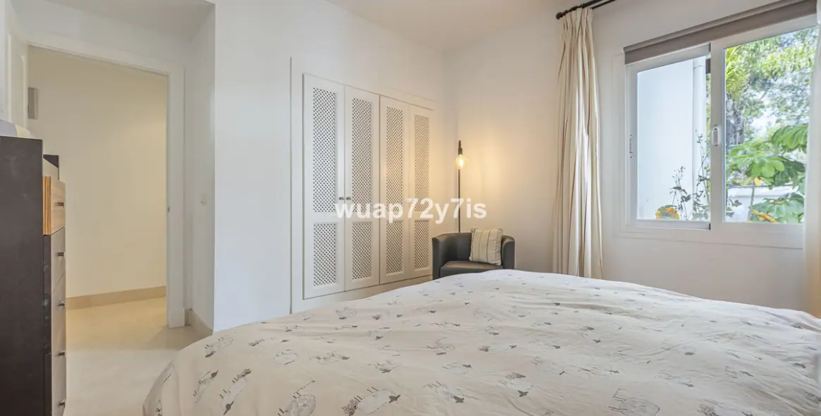 Продажа апартаментов на первом этаже в Nueva Andalucía 14