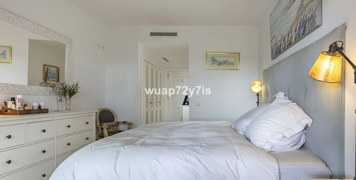 Продажа апартаментов на первом этаже в Nueva Andalucía 16