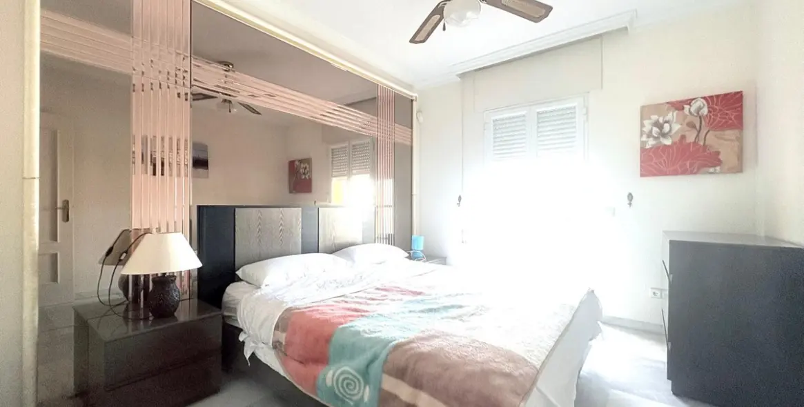 Продажа дома на две семьи в Cancelada 12