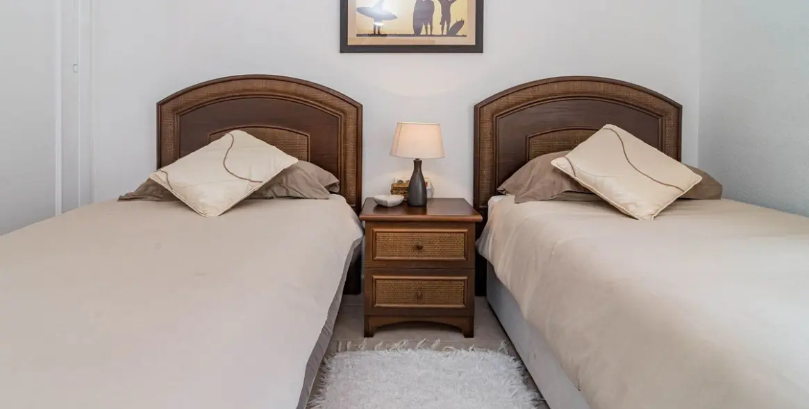 Продажа  отдельно стоящей виллы в Calahonda 20