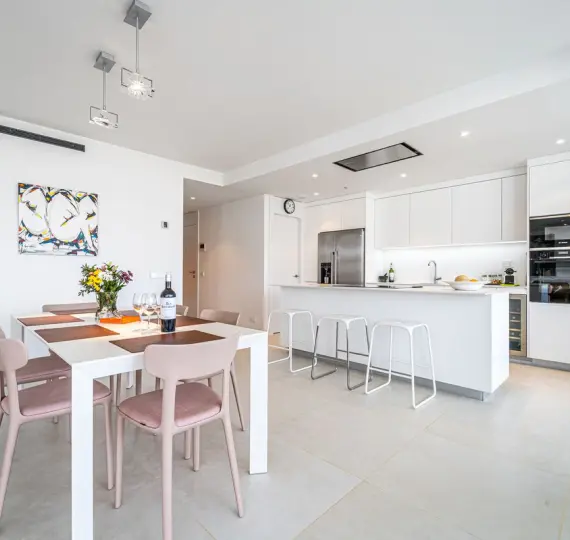 Продажа апартаментов на среднем этаже в Fuengirola