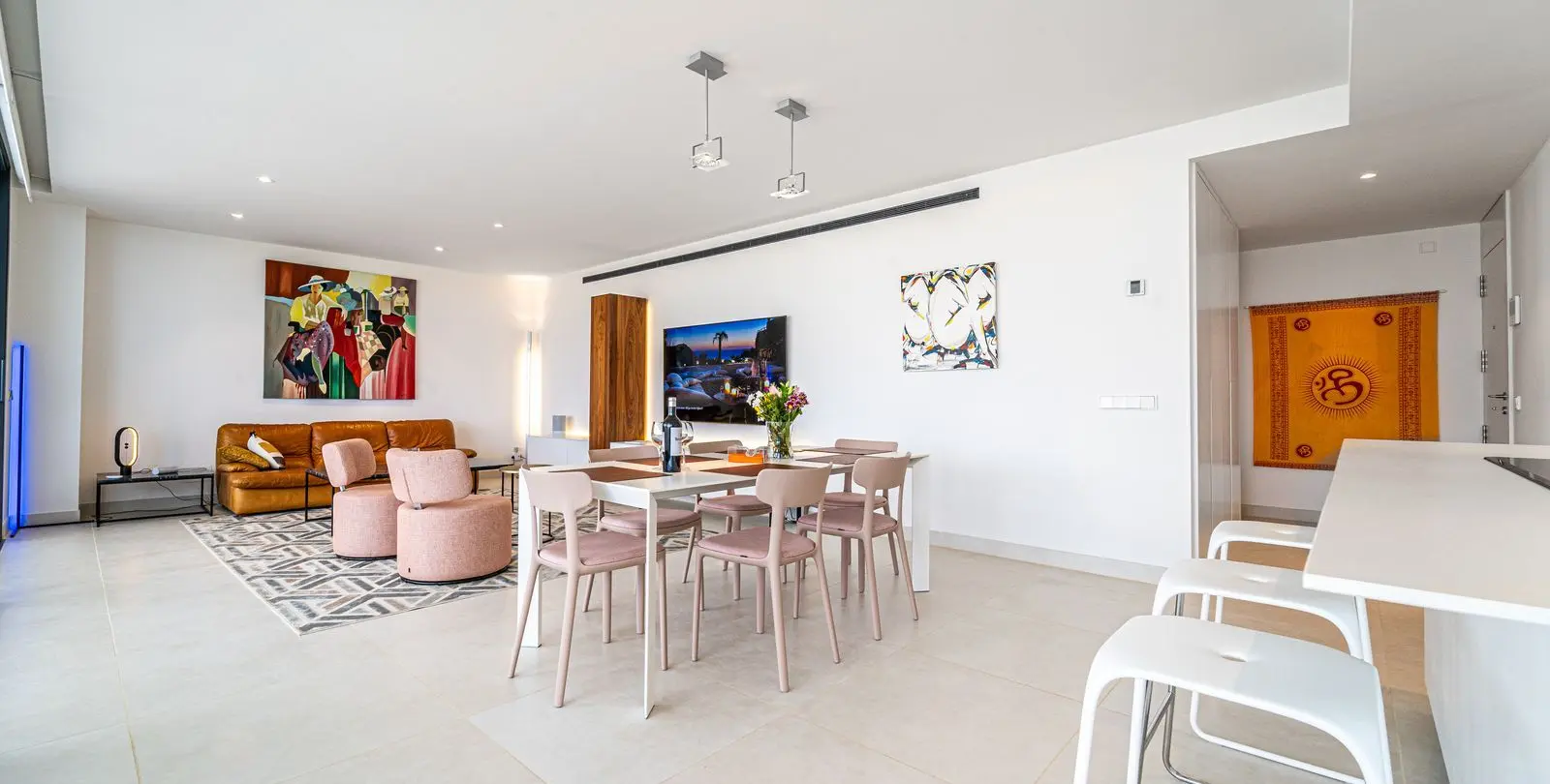Sale of middle floor apartment in Fuengirola 17