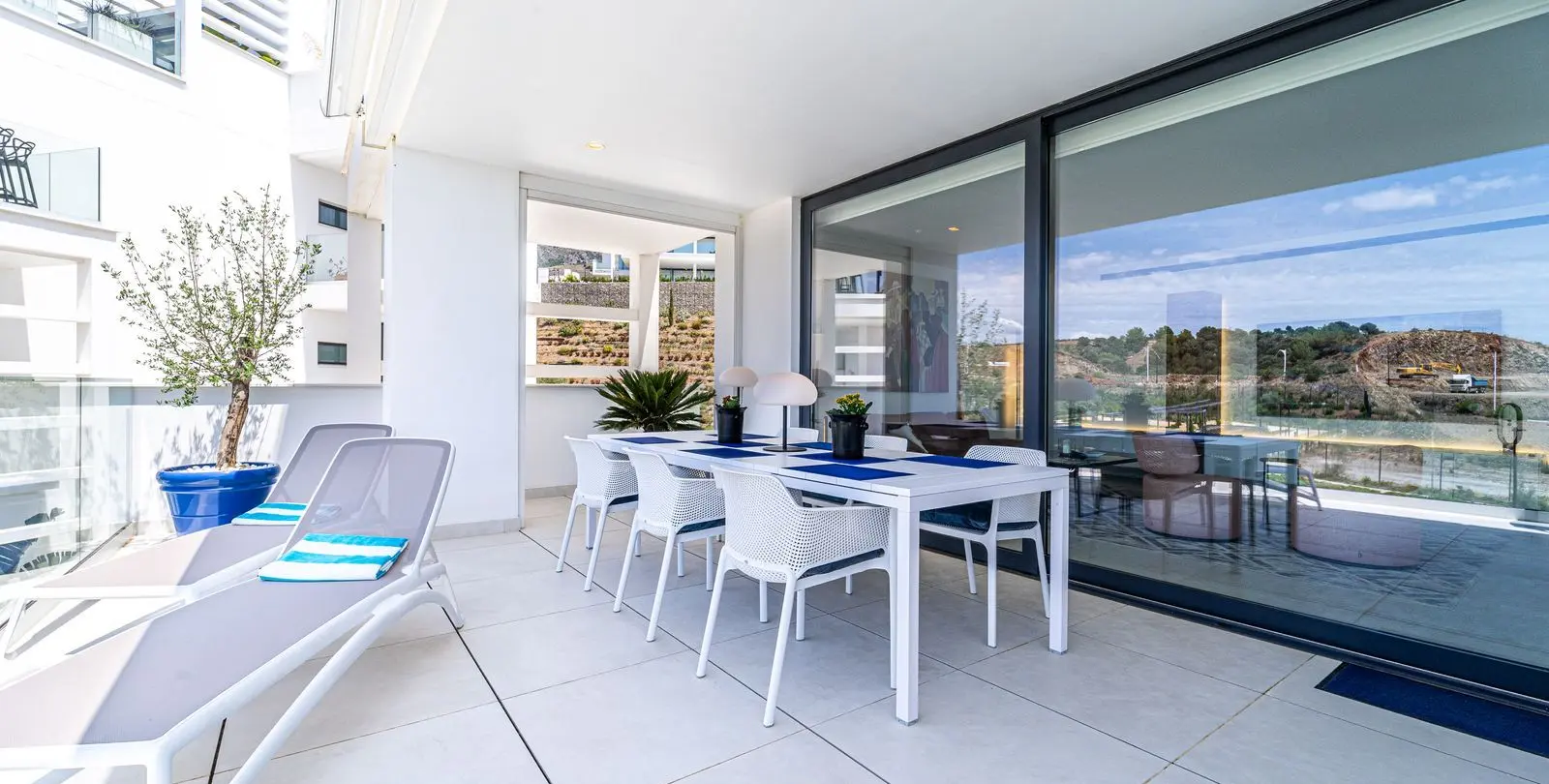 Sale of middle floor apartment in Fuengirola 20