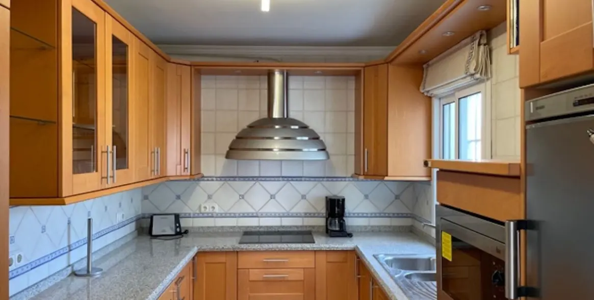 Sale of detached villa in Nerja 9