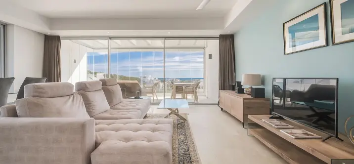 Middle floor apartment R4813513 1