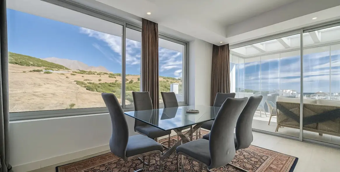 Sale of middle floor apartment in Estepona (district Estepona) 5