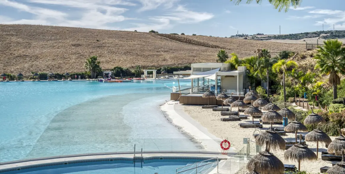 Venta de apartamento en planta media en Estepona 21