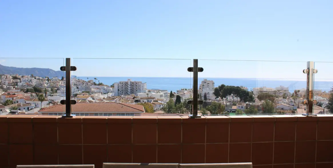 Venta de ático en Nerja 2
